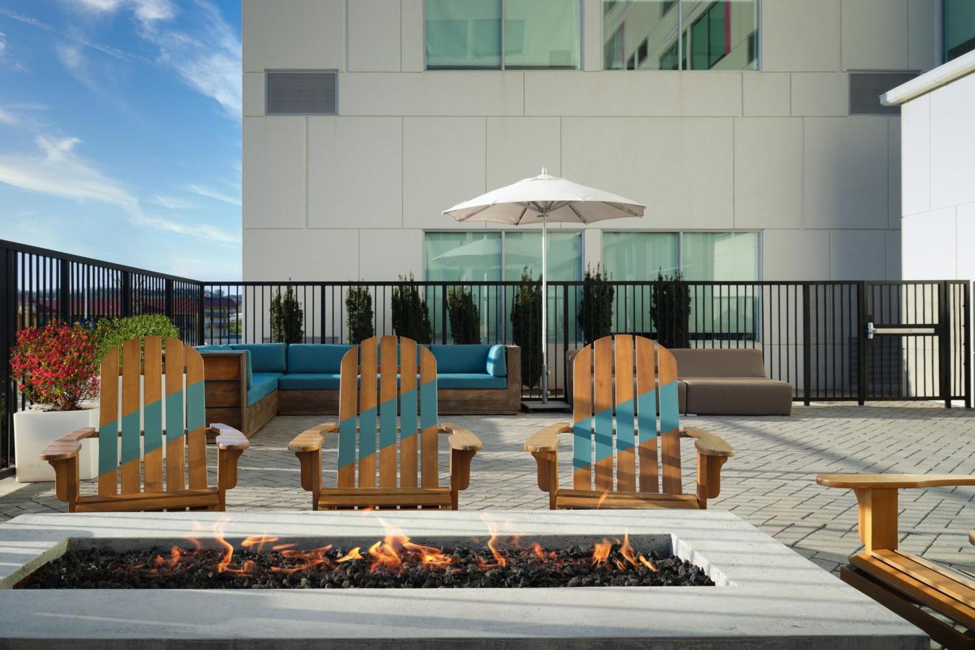 Aloft Knoxville West Exterior foto